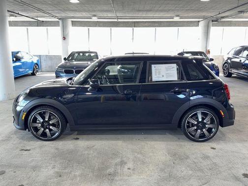 MINI Yours Enigmatic Black Metallic 2024 MINI Hardtop Cooper S