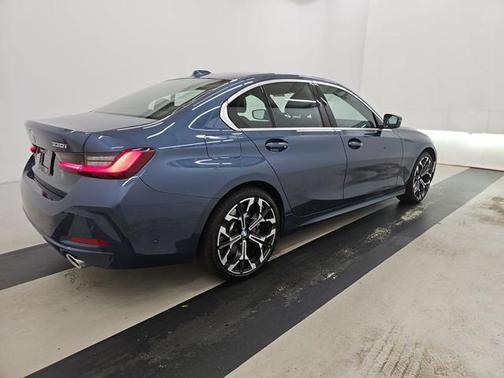 2025 BMW 330 330i