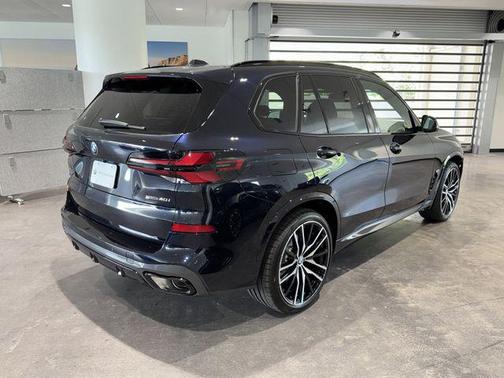 Carbon Black Metallic 2026 BMW X5 sDrive40i