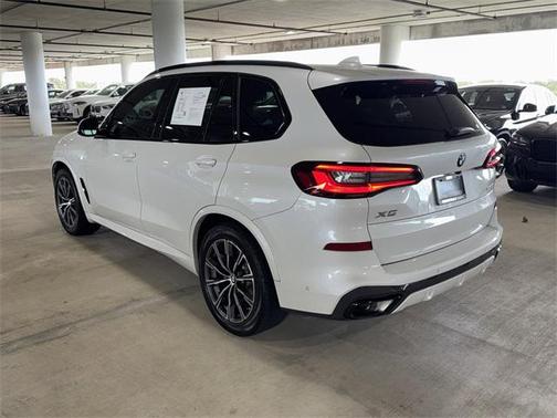 2023 BMW X5 sDrive40i