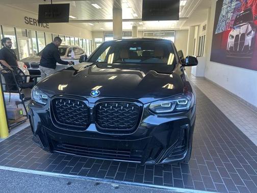 2024 BMW X4 xDrive30i