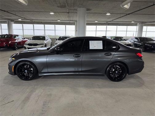 2022 BMW 330 330i