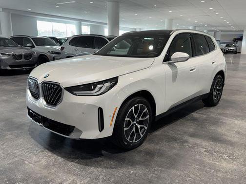Mineral White Metallic 2026 BMW X3 30 xDrive