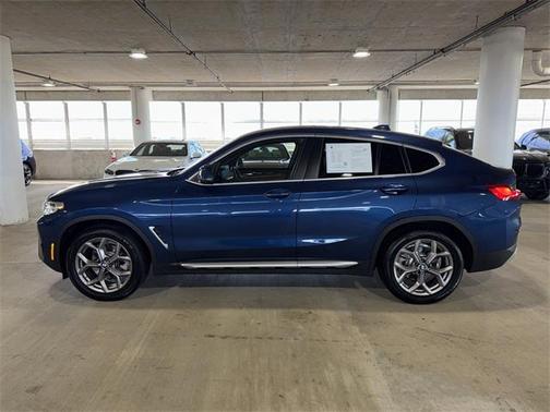 2023 BMW X4 xDrive30i