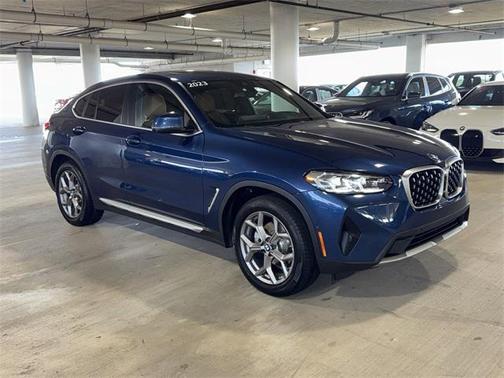 2023 BMW X4 xDrive30i