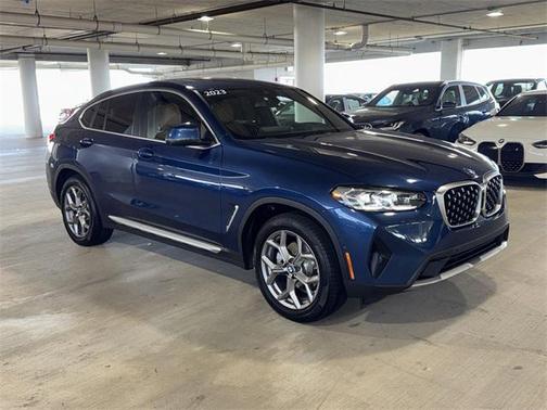 2023 BMW X4 xDrive30i