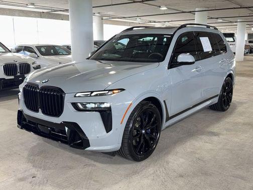 Brooklyn Grey Metallic 2025 BMW X7 xDrive40i