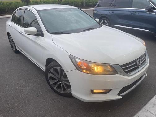 Photo 1 of 7 of 2015 Honda Accord Sport