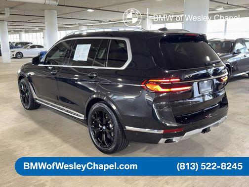 Black Sapphire Metallic 2025 BMW X7 xDrive40i