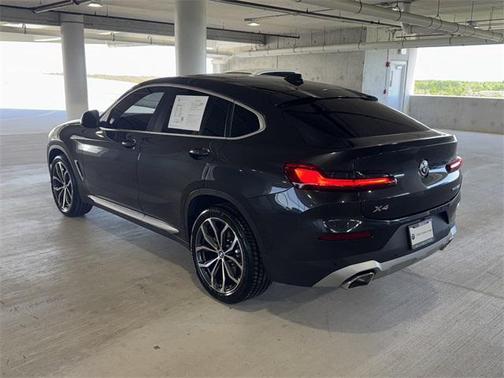2022 BMW X4 xDrive30i
