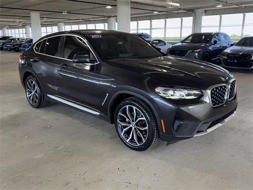 2022 BMW X4 xDrive30i