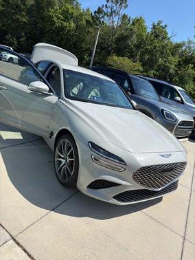 Vatna Gray 2024 Genesis G70 2.5T RWD