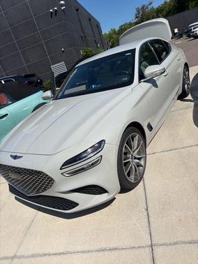 Vatna Gray 2024 Genesis G70 2.5T RWD