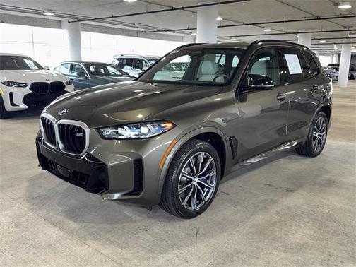 2025 BMW X5 M60i