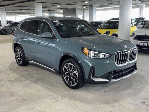 Cape York Green Metallic 2025 BMW X1 xDrive28i