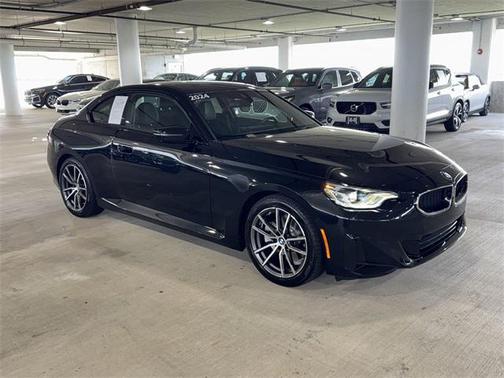 2024 BMW 230 i