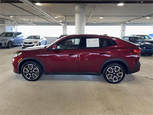 2025 BMW X2 xDrive28i