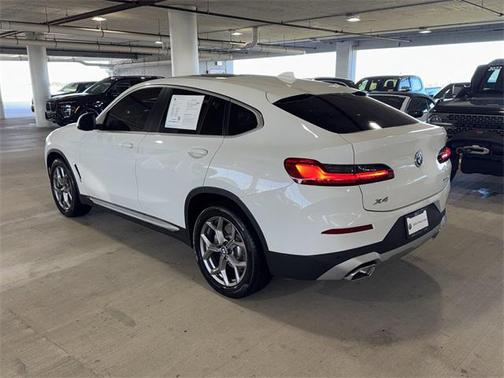 2022 BMW X4 xDrive30i