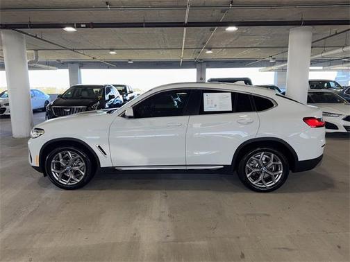 2022 BMW X4 xDrive30i