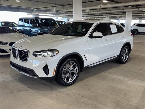 2022 BMW X4 xDrive30i