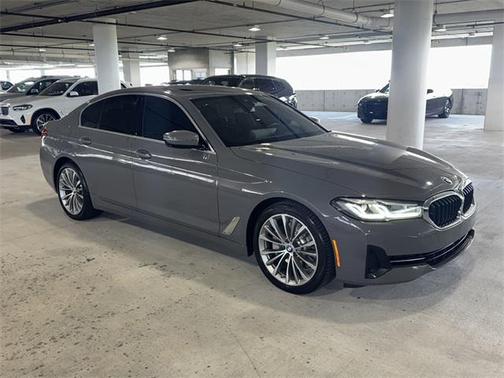 2021 BMW 530 530i