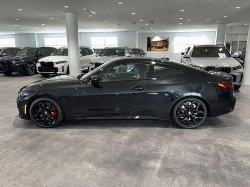 Black Sapphire Metallic 2026 BMW M440 i