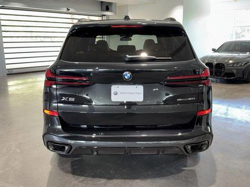 Black Sapphire Metallic 2026 BMW X5 sDrive40i