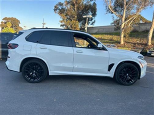 2025 BMW X5 sDrive40i
