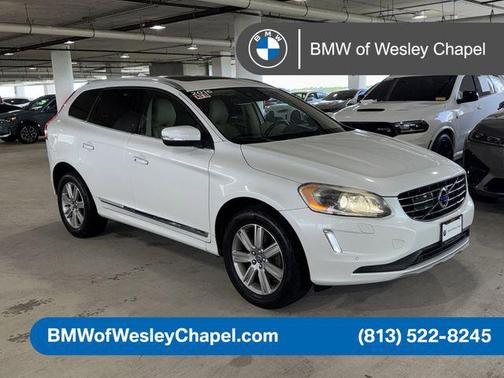 Crystal White Pearl 2016 Volvo XC60 T6 Platinum
