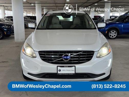 Crystal White Pearl 2016 Volvo XC60 T6 Platinum