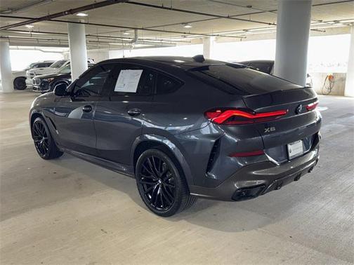 2022 BMW X6 xDrive40i