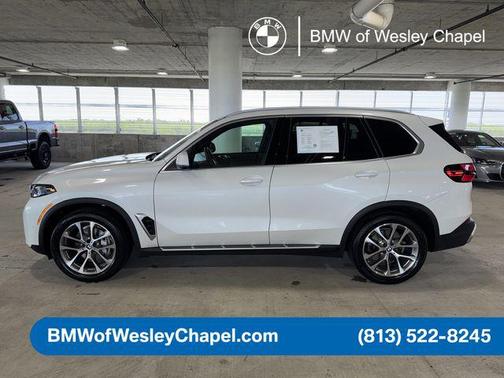 Mineral White Metallic 2026 BMW X5 xDrive40i