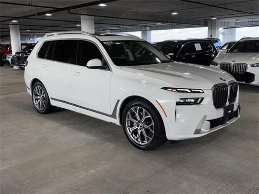 2023 BMW X7 xDrive40i