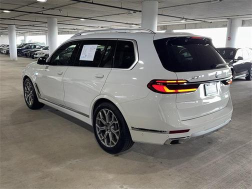 2023 BMW X7 xDrive40i