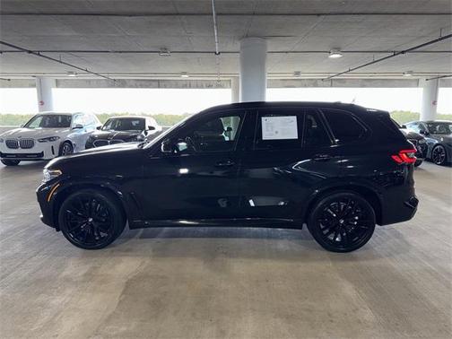 2023 BMW X5 M50i