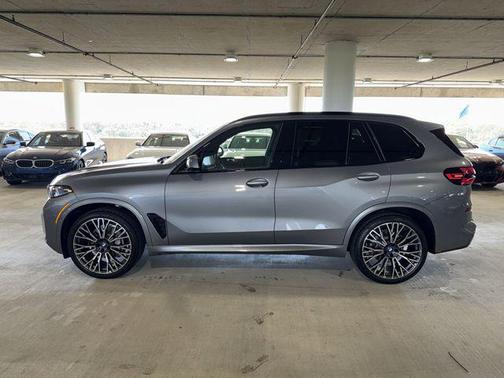 Skyscraper Grey Metallic 2026 BMW X5 sDrive40i
