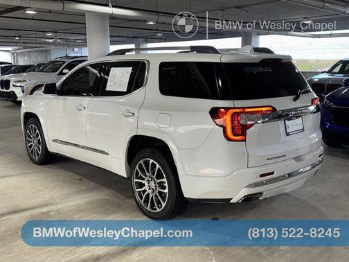 2022 GMC Acadia Denali