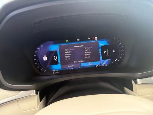 Vapour Grey Metallic 2024 Volvo S60 B5 Plus Dark Theme