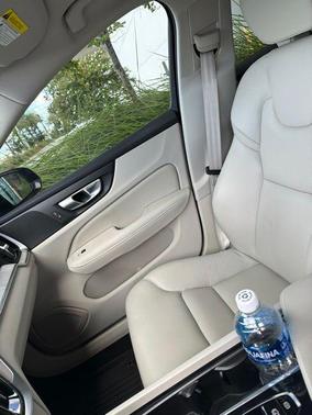 Vapour Grey Metallic 2024 Volvo S60 B5 Plus Dark Theme