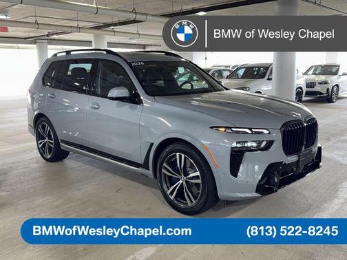 Brooklyn Grey Metallic 2026 BMW X7 xDrive40i