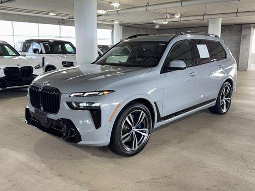 Brooklyn Grey Metallic 2026 BMW X7 xDrive40i