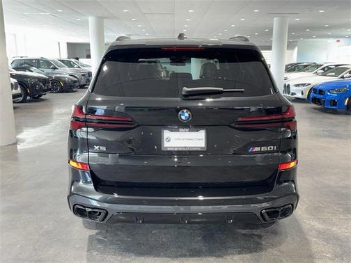 2025 BMW X5 M60i