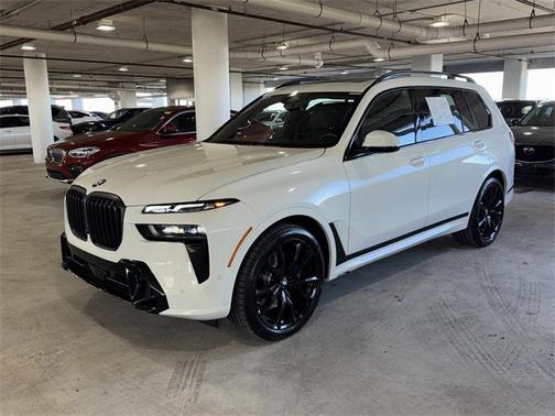 2025 BMW X7 xDrive40i