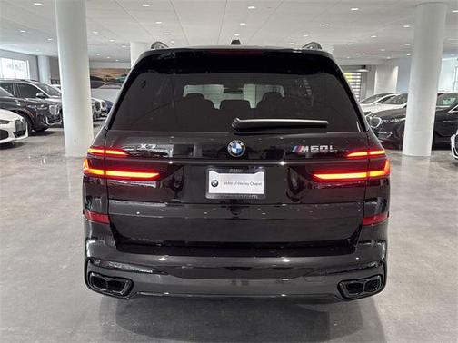 2025 BMW X7 M60i