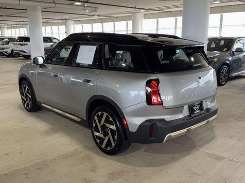 Melting Silver III Metallic 2025 MINI Countryman Cooper S ALL4