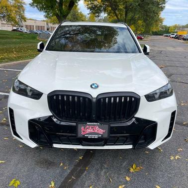 Alpine White 2024 BMW X5 sDrive40i