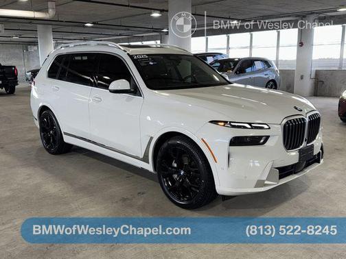 2025 BMW X7 xDrive40i