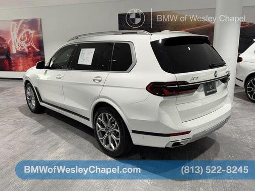 2025 BMW X7 xDrive40i