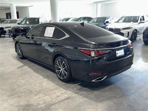 2022 Lexus ES 350 Base