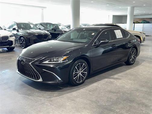 2022 Lexus ES 350 Base